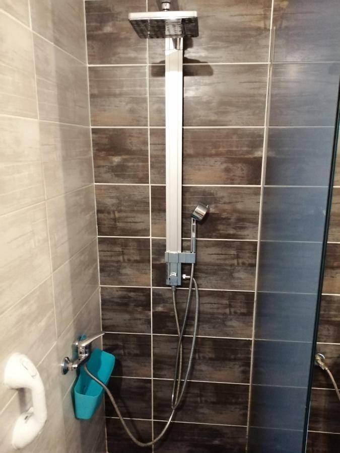 Modern Residence In The Center Of Trikala المظهر الخارجي الصورة